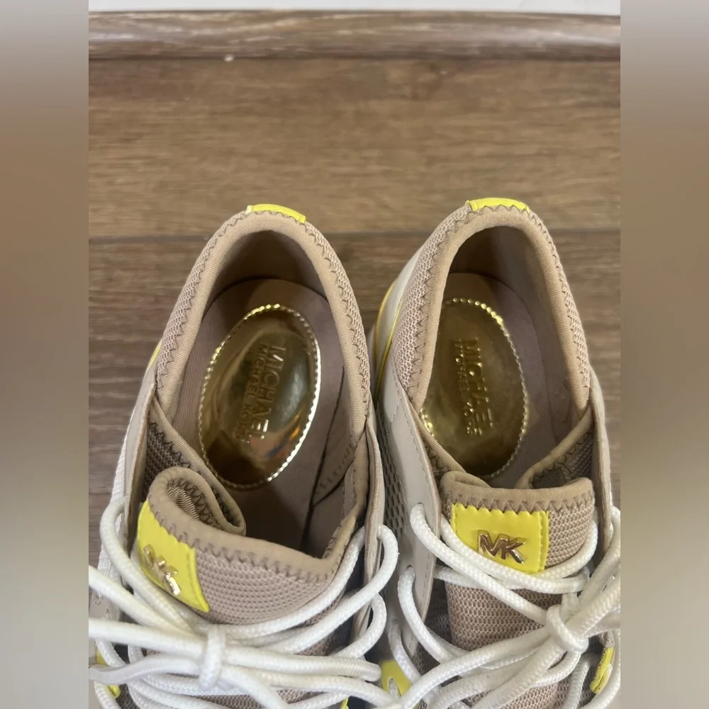 Michael Kors Liv Trainer Sneakers - Picture 4 of 11